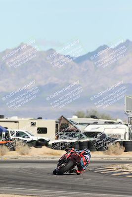 media/Nov-16-2025-Race Pace (Sun) [[8c5fa54630]]/Non Verified Riders (1st 20 Minutes)/4-Turn 16 (1116am)/